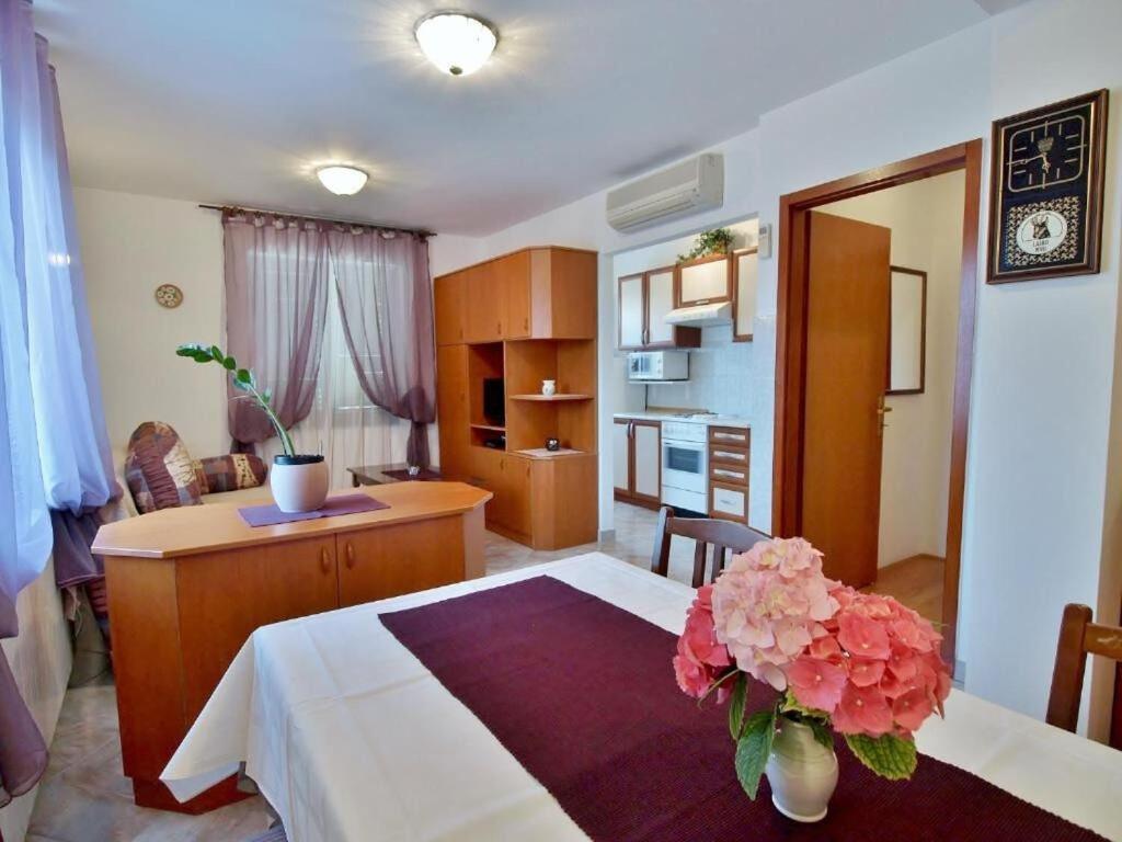 Apartments Zdenka - Garden Terrace Barbat na Rabu Exteriér fotografie