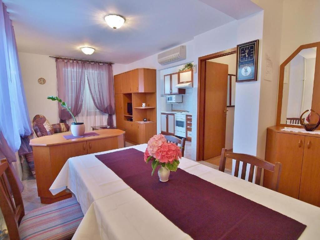 Apartments Zdenka - Garden Terrace Barbat na Rabu Exteriér fotografie