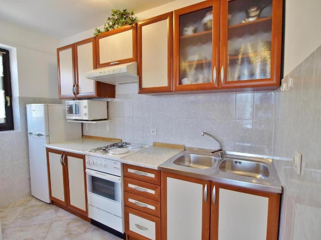 Apartments Zdenka - Garden Terrace Barbat na Rabu Exteriér fotografie