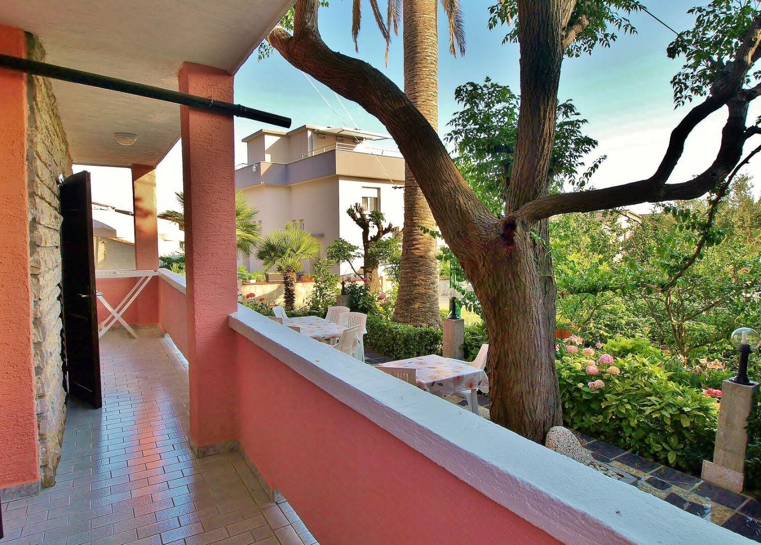 Apartments Zdenka - Garden Terrace Barbat na Rabu Exteriér fotografie